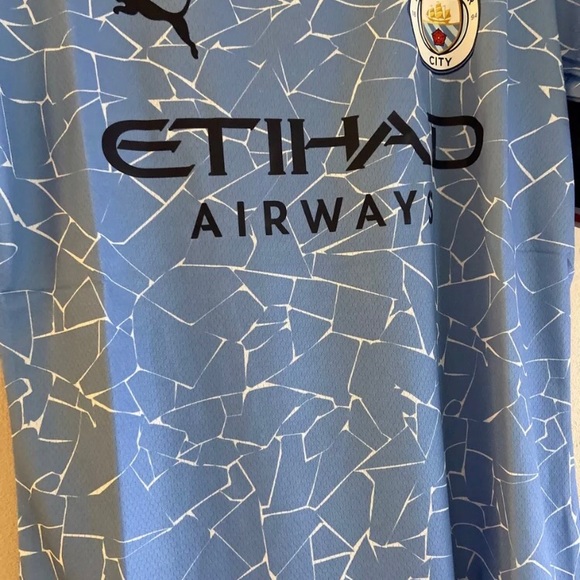 Manchester United jersey - Picture 5 of 10